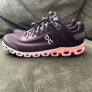 On Cloud Running Shoes, Cloudflow